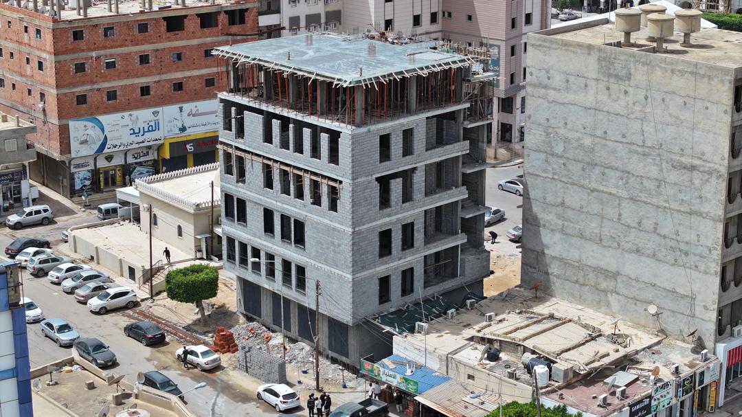 مشروع مبنى تجاري خاص